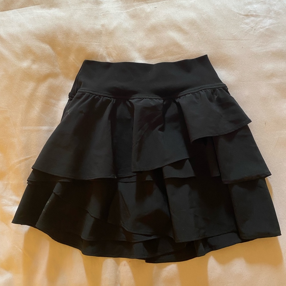 Brand New Aerie Ruffled Tennis Skirt w/ Built-in Shorts
